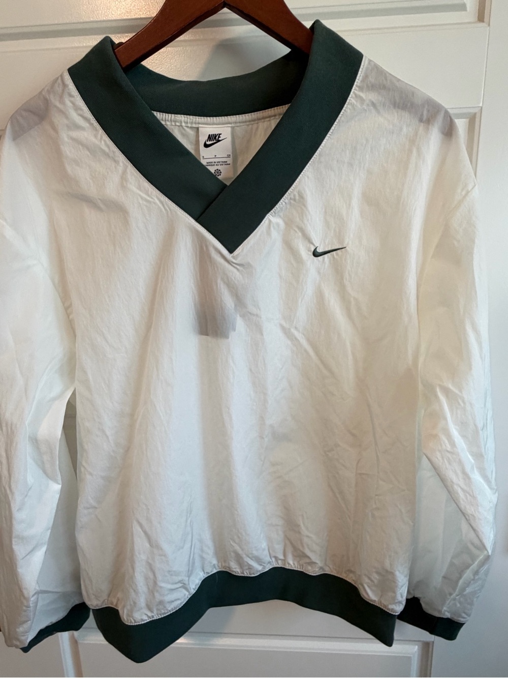 New with tags Nike windbreaker size Small $40 OBO - Picture 5 of 6